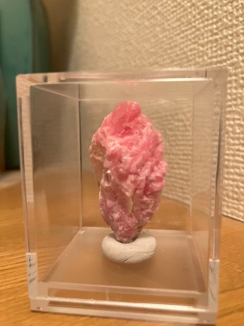 高品質、コレクションサイズ‼️北海道稲倉石鉱山産　ロードクロサイト原石