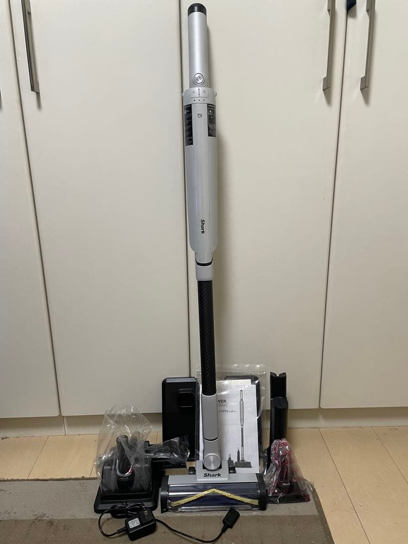 Shark スティッククリーナー LC600JGY 新品未使用