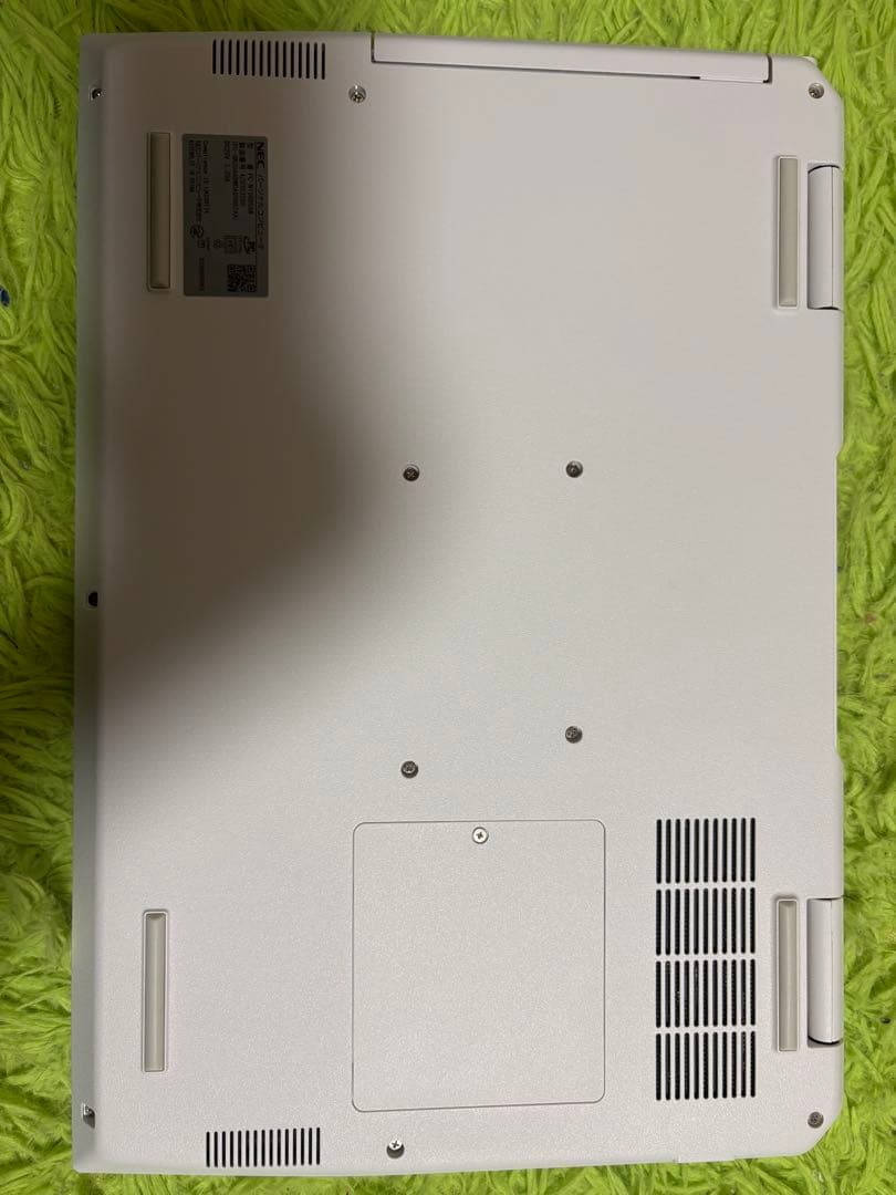 LAVIE ノートPC 白色　持ち運び鞄/ロジクールマウス付き　お値引き交渉可能