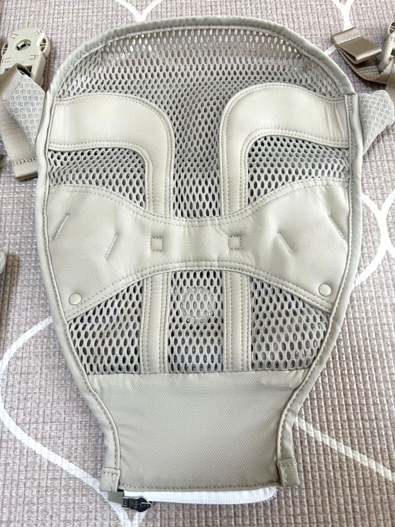 AIRBUGGY 抱っこ紐　サンドベージュ