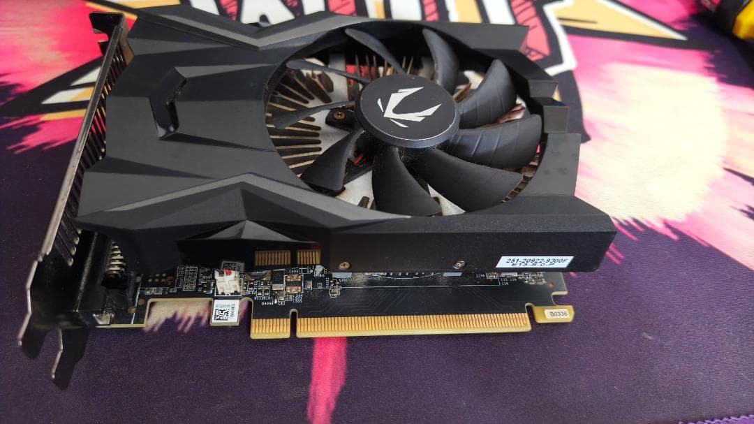 GTX 1650｜軽いゲーミングや動画編集に最適｜動作良好・中古品