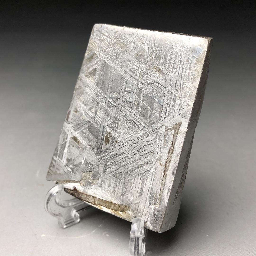 h*ン様 隕石 鉄隕石　アルタイ隕石　ナチュラル　原石　重さ約95ｇ