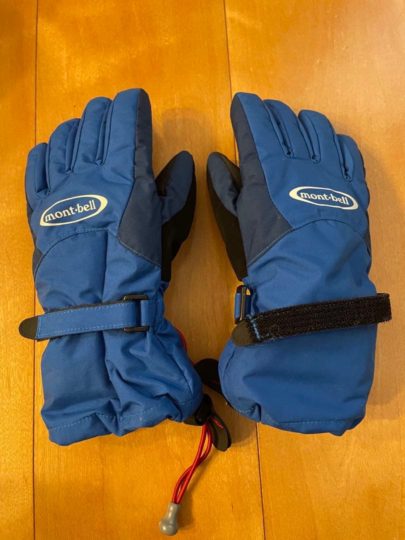 phenix 子ども用スキーウェア 120サイズ　ヘルメット　手袋　セット