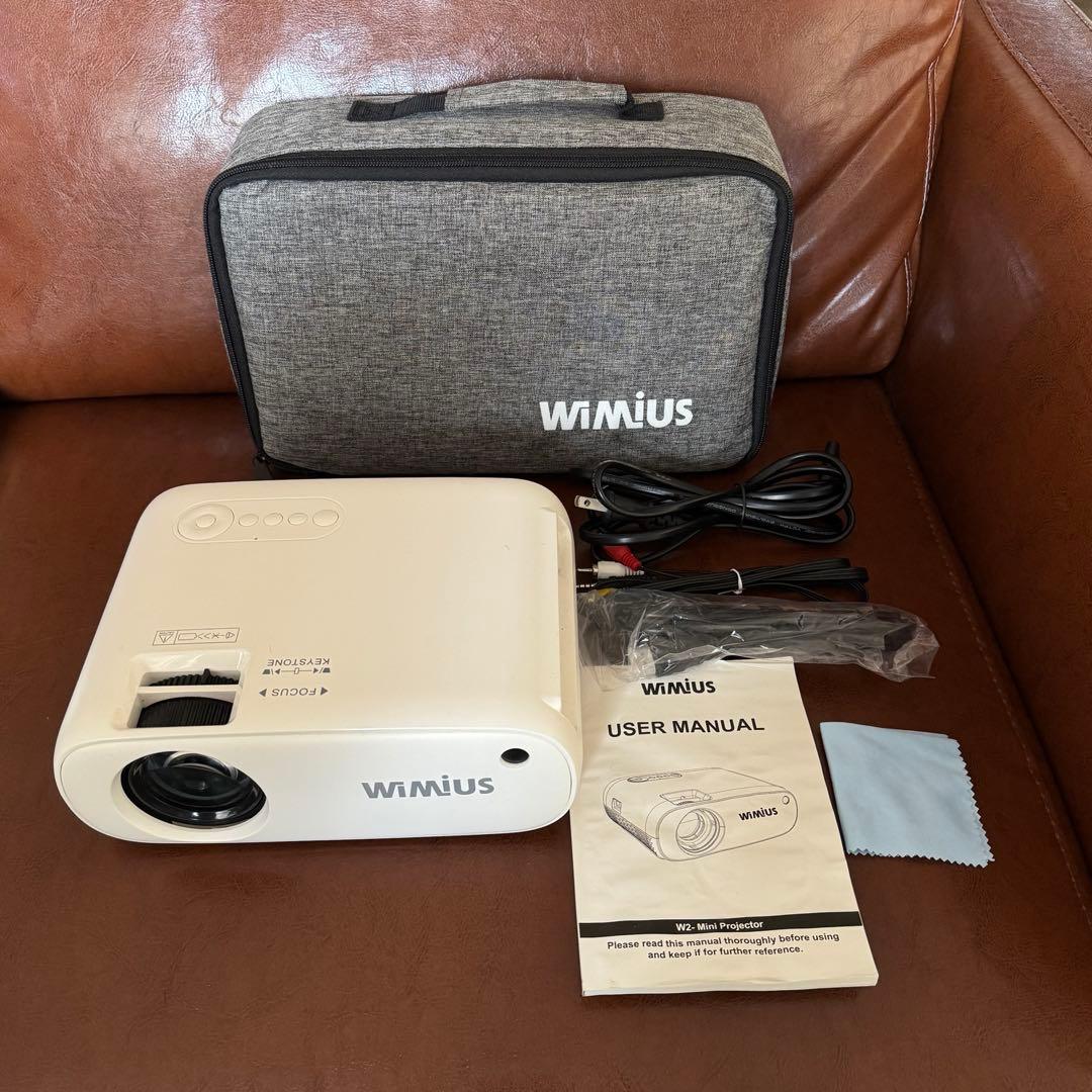 WMIUS プロジェクター 本体 専用ケース付き