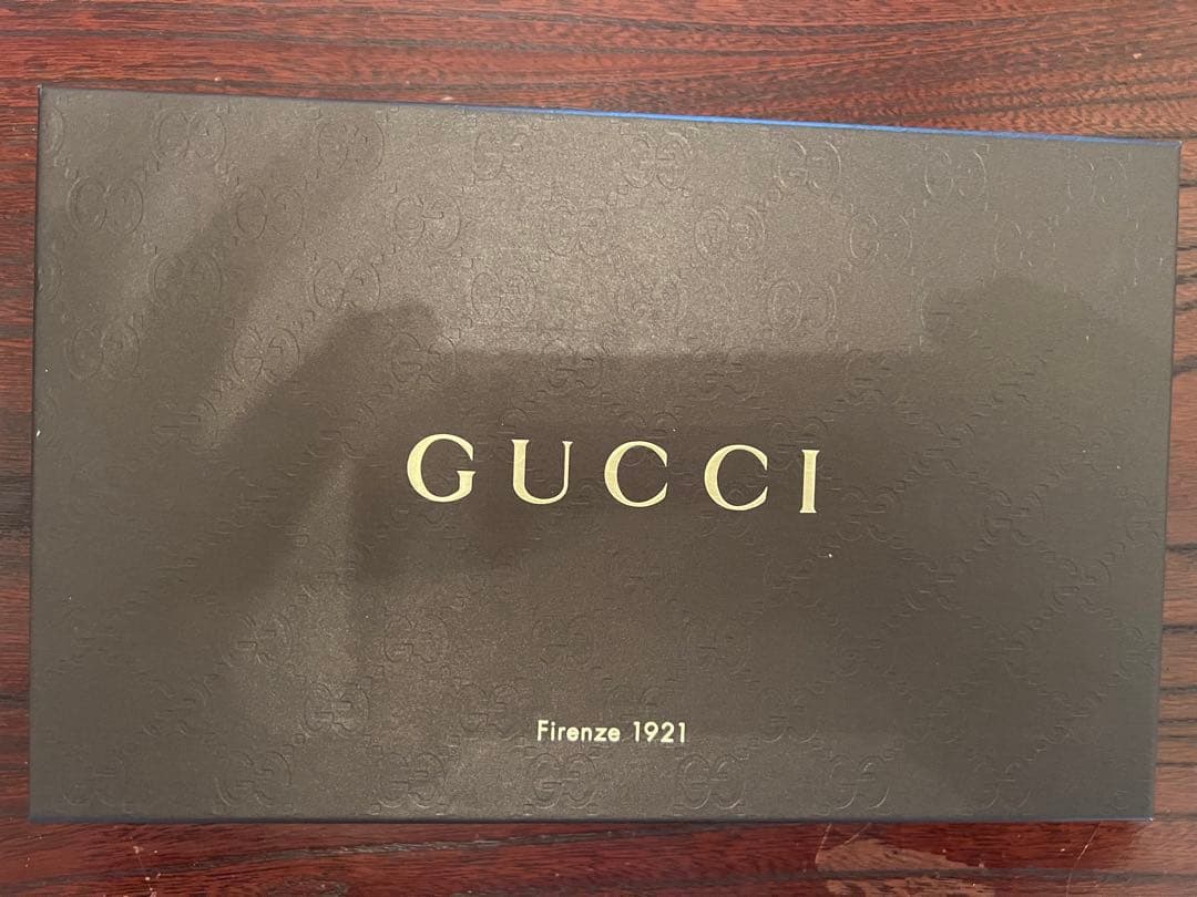 GUCCI ブラックレザー 長財布 GGパターン