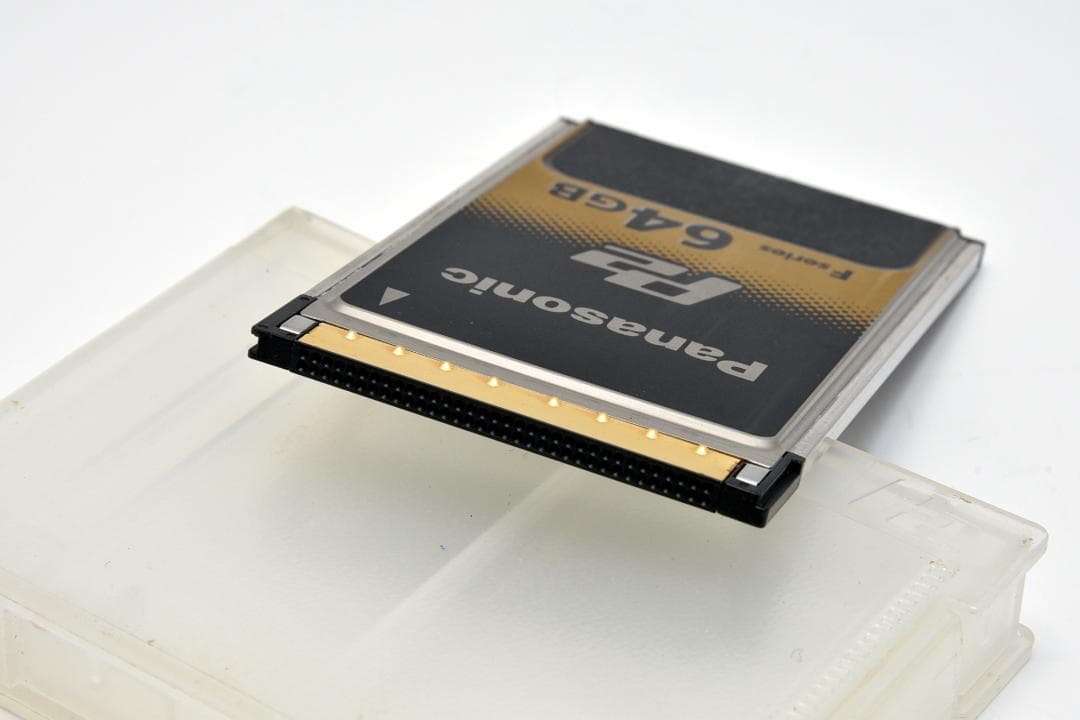 パナソニック メモリーカード 64GB　AJ-P2E064FGN　P2カード　F