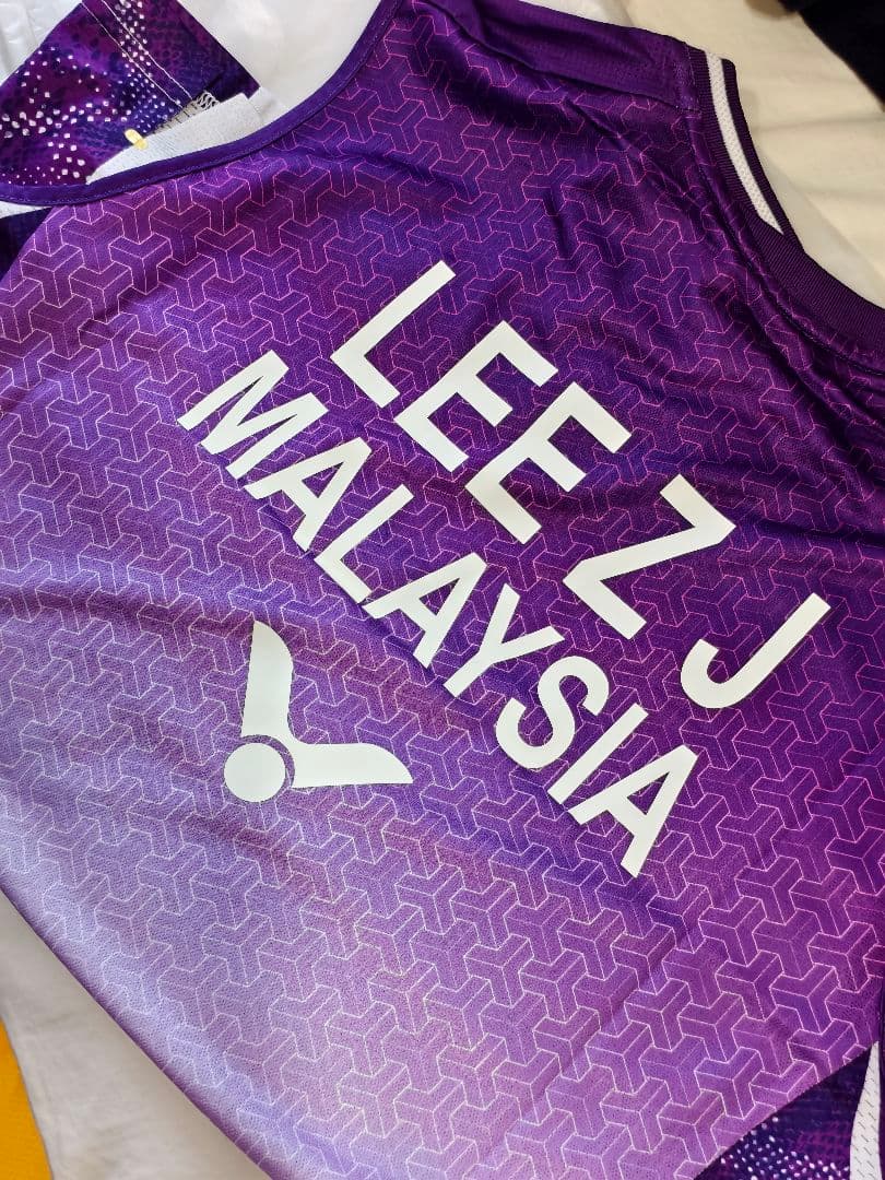 【週末セール】VICTOR公式限定LZJ選手モデルマレーシア代表ノースリーブ支給