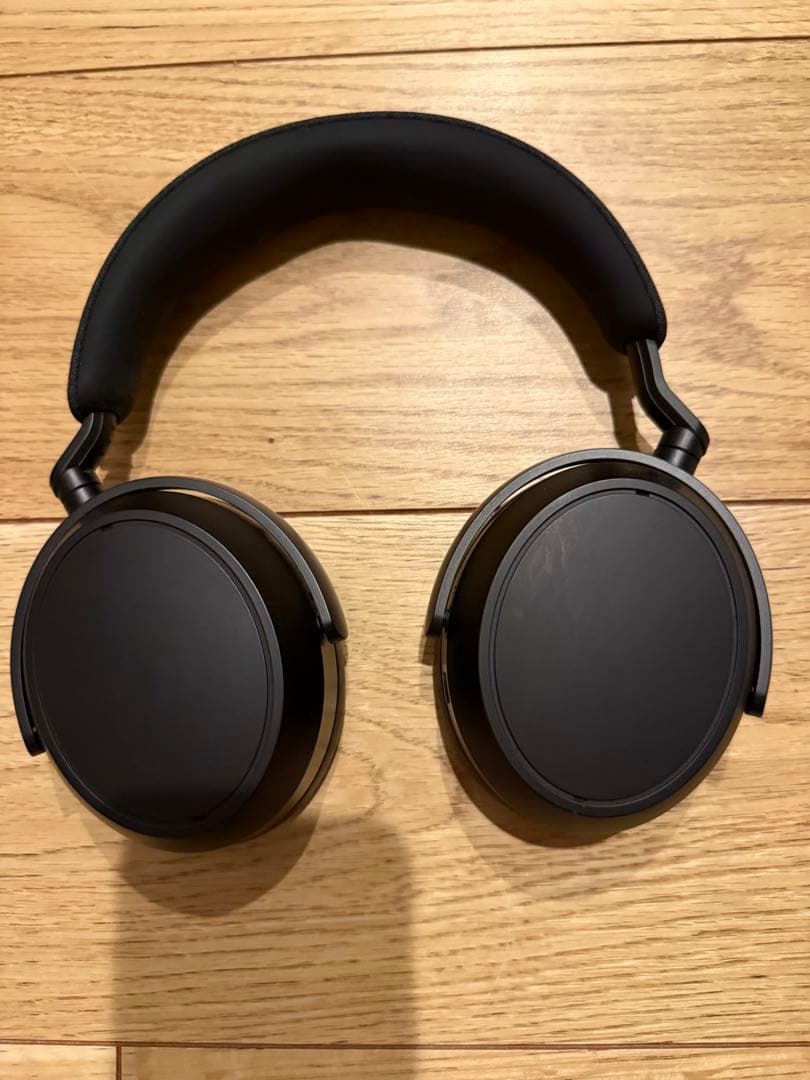 ヘッドホン Sennheiser MOMENTUM 4 Wireless black