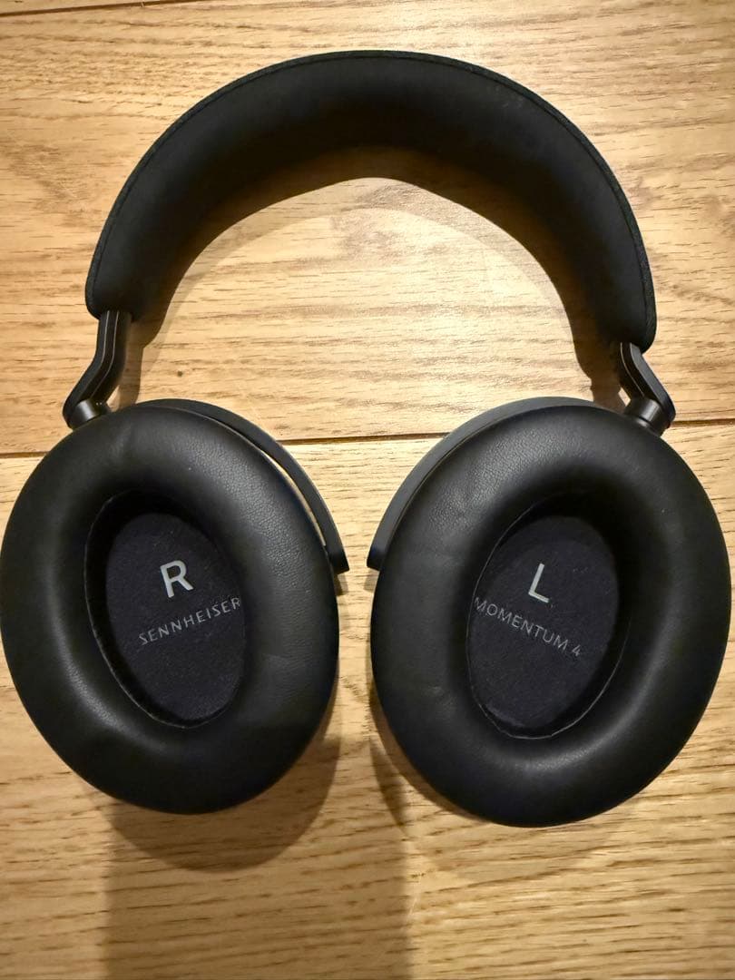 ヘッドホン Sennheiser MOMENTUM 4 Wireless black