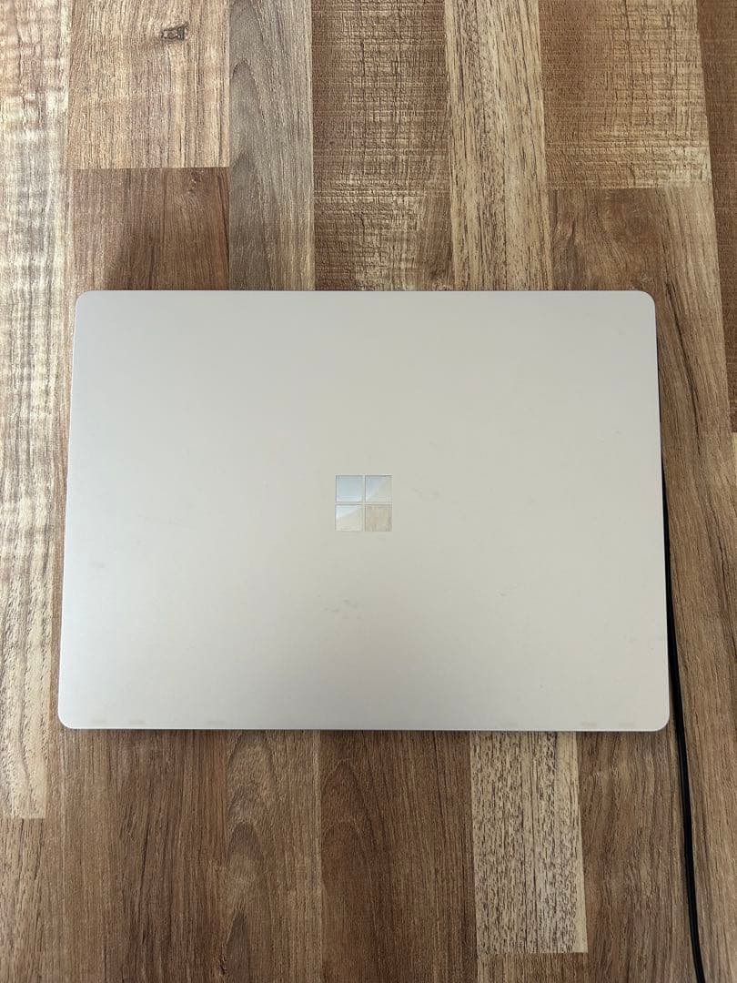 Microsoft Surface Laptop 本体 ACアダプター付