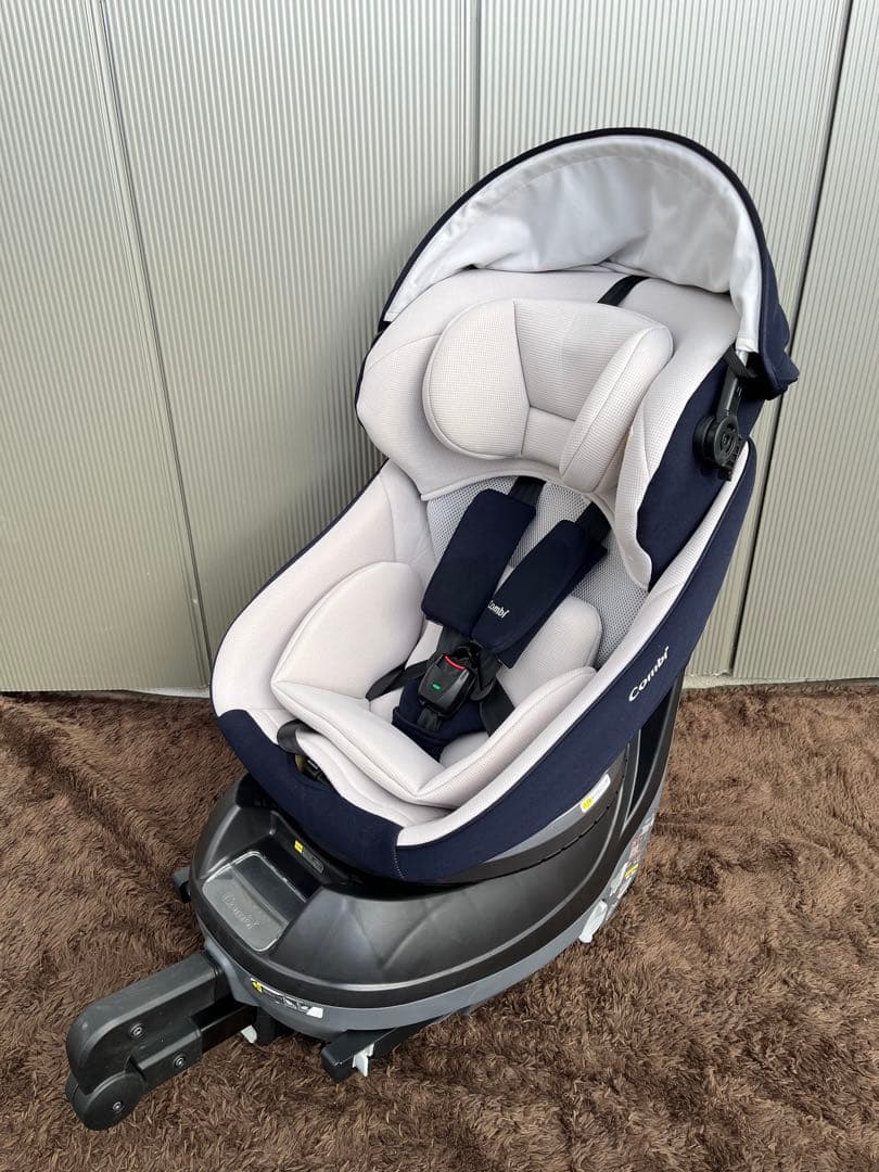 【美品】コンビ クルムーブスマートライト ISOFIX チャイルドシート ベビー