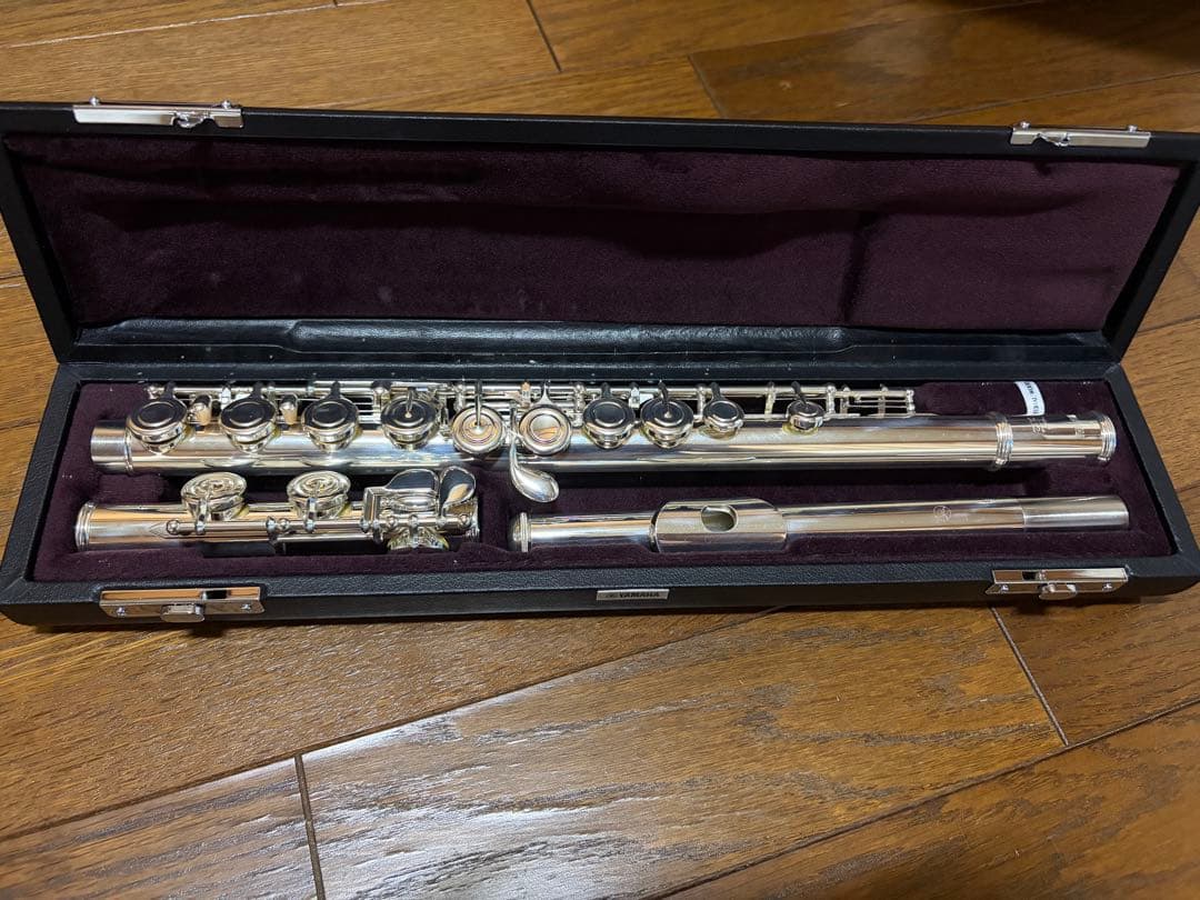 YAMAHA フルートYFL-212LRSほぼ未使用 2024年購入 付属品完備