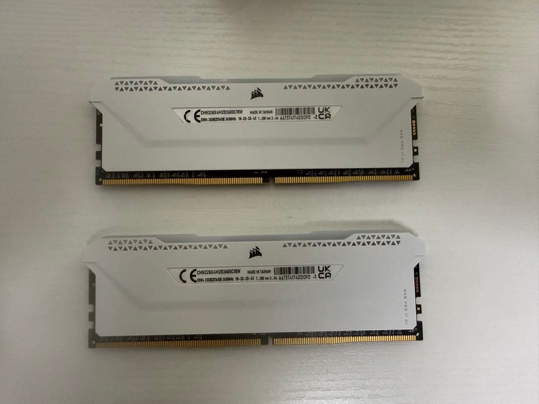 メモリー CORSAIR VENGEANCE RGB PRO SL 32GB