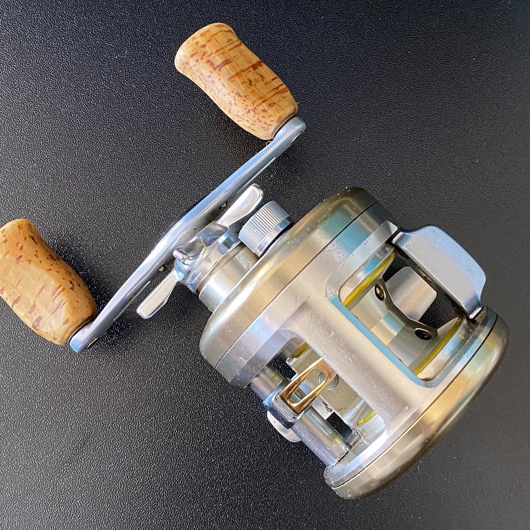 上*剛様 ダイワ『ミリオネア』CV-Z 203（右巻き）