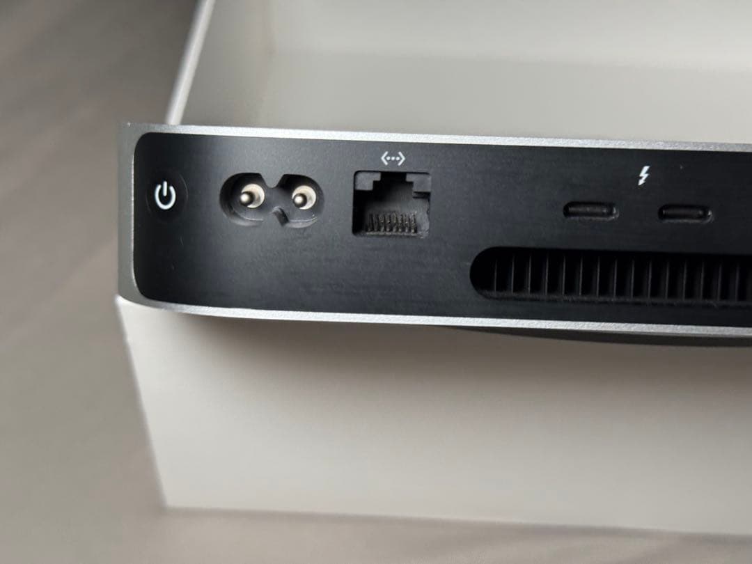 M2 Mac mini 8GB 256GB 2023年モデル