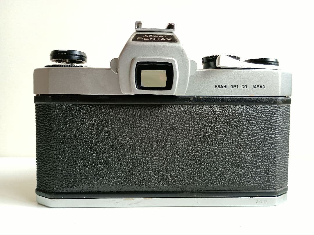 183【匿名配送】 ペンタックス SP 一眼レフ フィルムカメラ 露出計OK