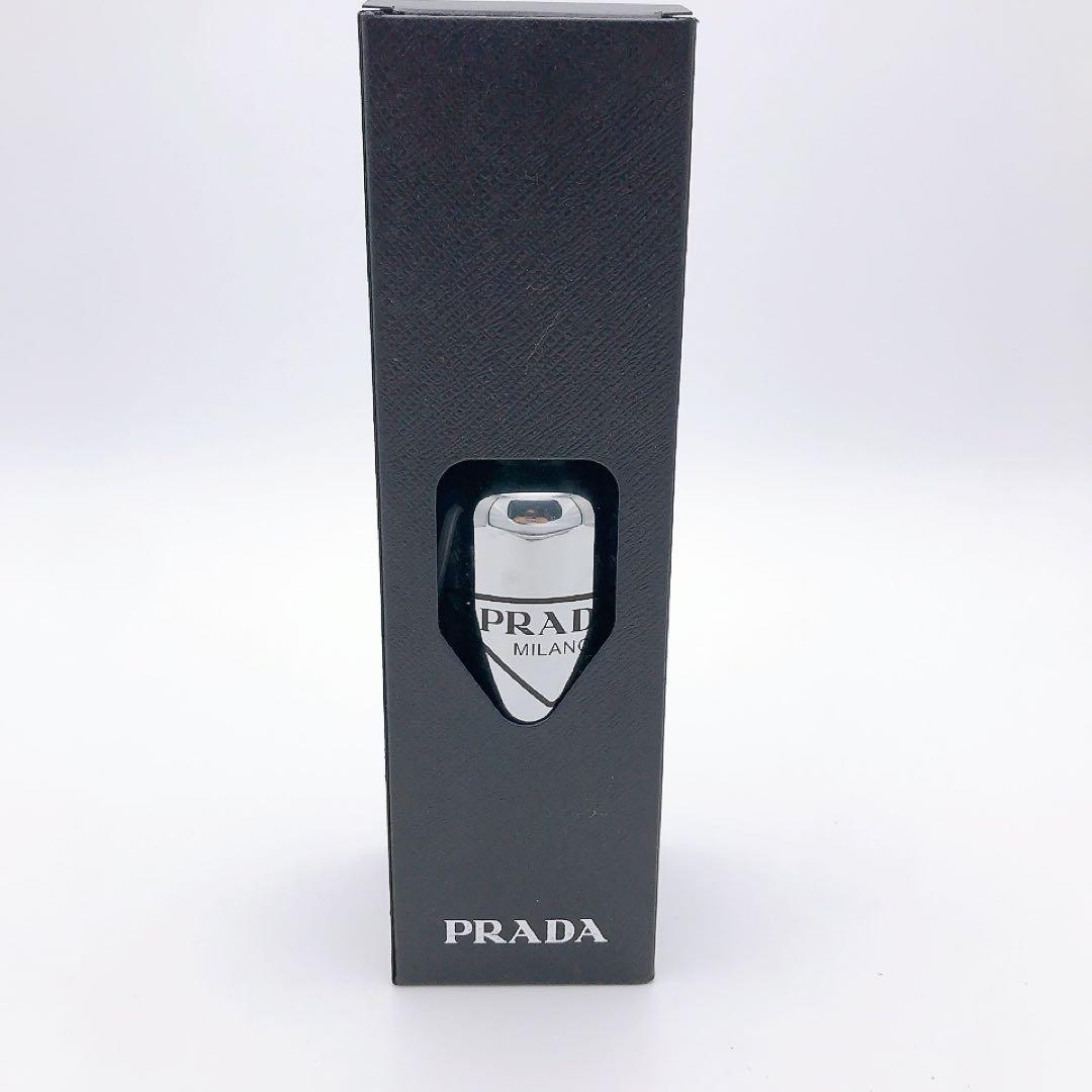 PRADA プラダ　ステンレスボトル　水筒　シルバー　三角　ロゴ　ボトル