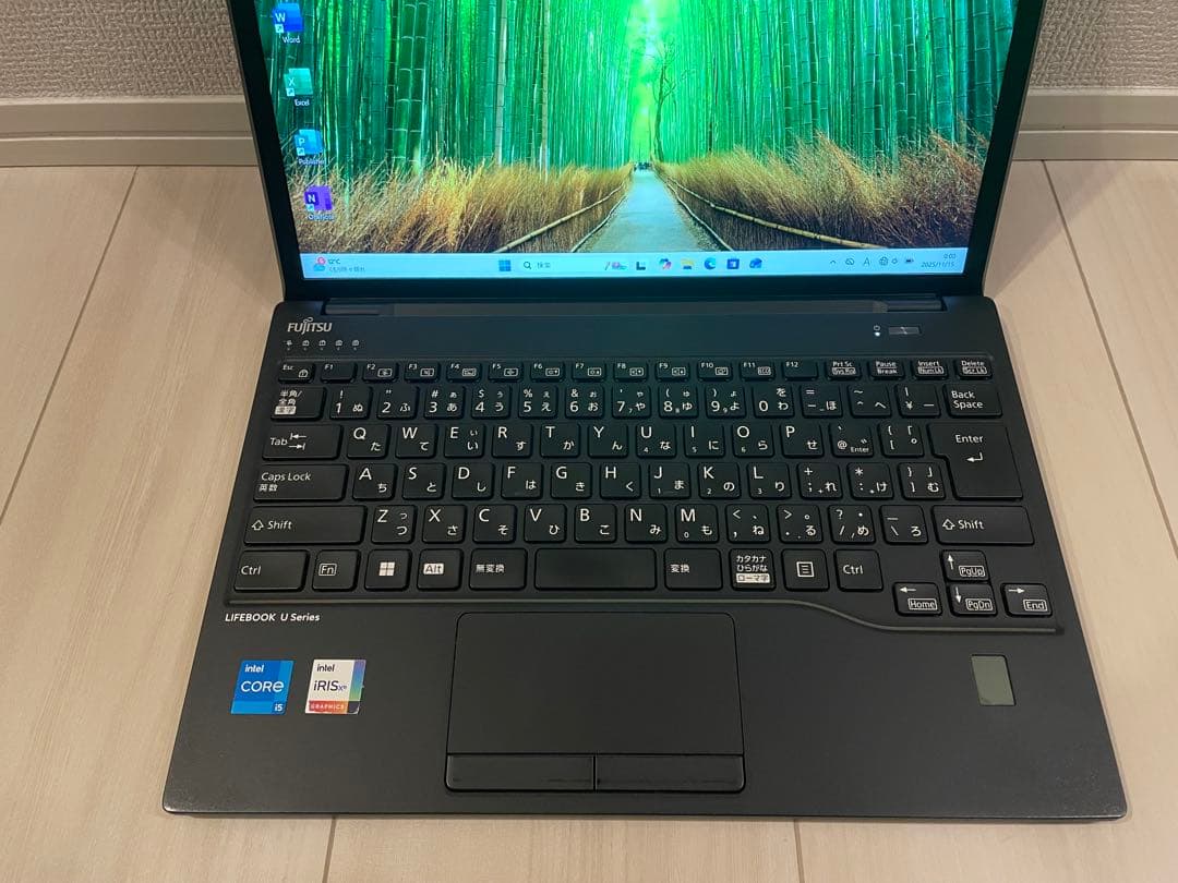 富士通 U9313/N i5 13世代 256GB Office