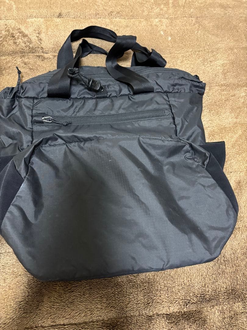 Patagonia ウルトラライトブラックホールトートパック 2way