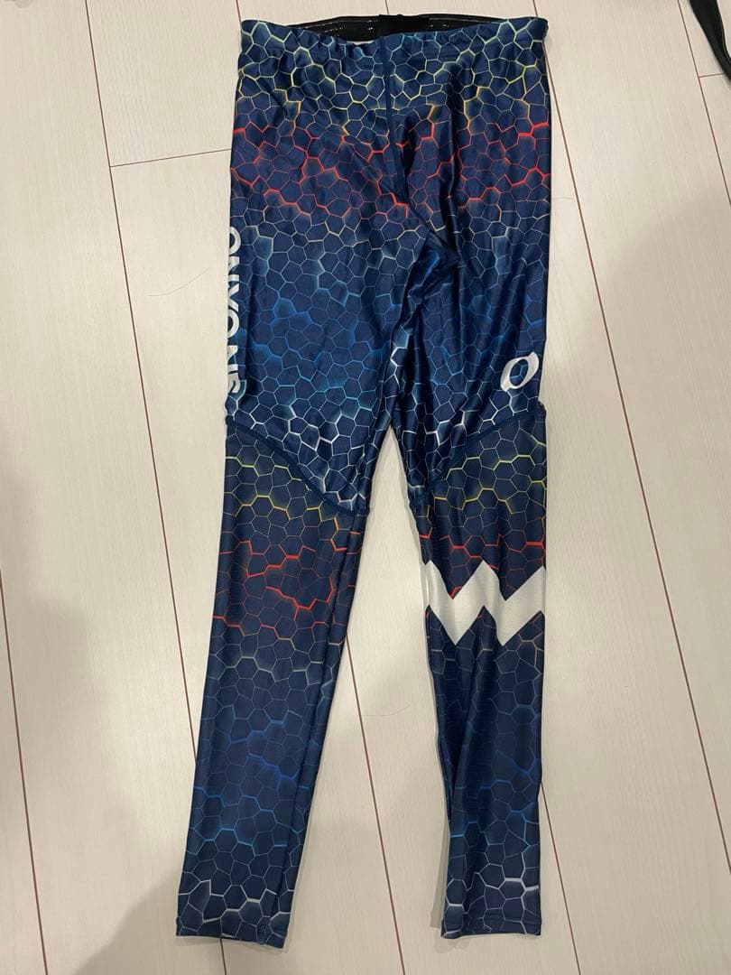 オンヨネ　ONYONE ツーピース　クロスカントリー