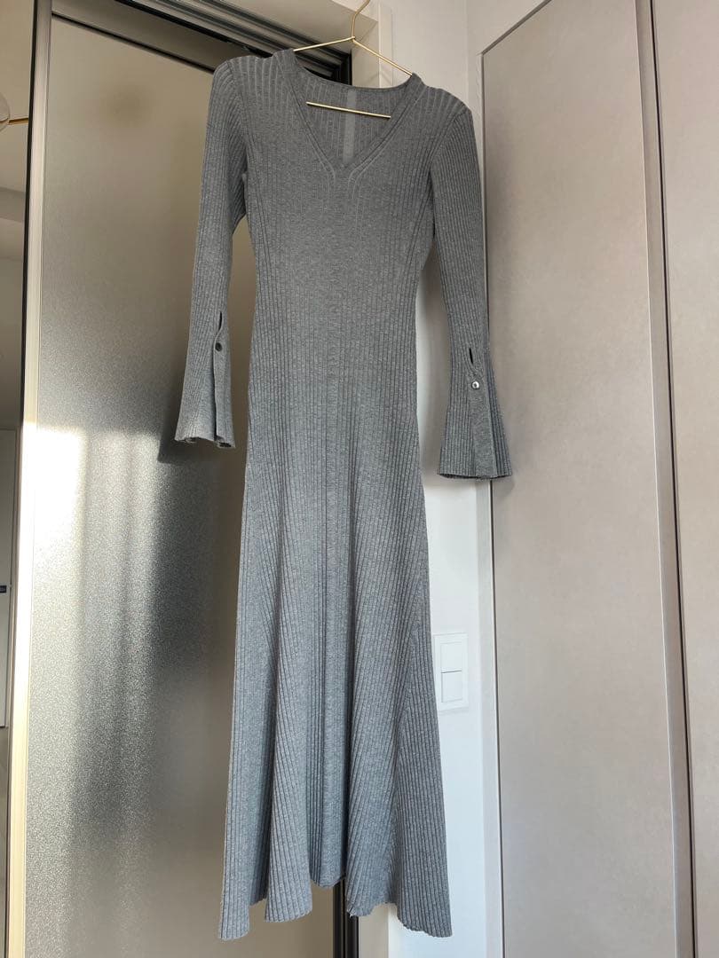 anuansセミマーメイドニットワンピース