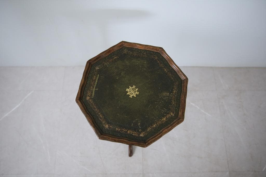 英国アンティーク木製ワインテーブル/サイドテーブル/丸机/飾り棚(89-188)