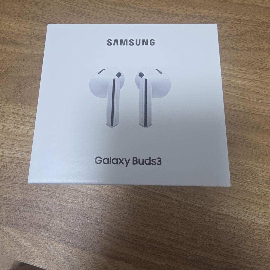 新品未開封 Galaxy Buds3 ホワイト SAMSUNGワイヤレスイヤホン