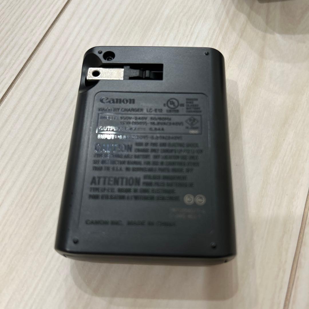 Canon EOS M100 ダブルレンズキット ホワイト