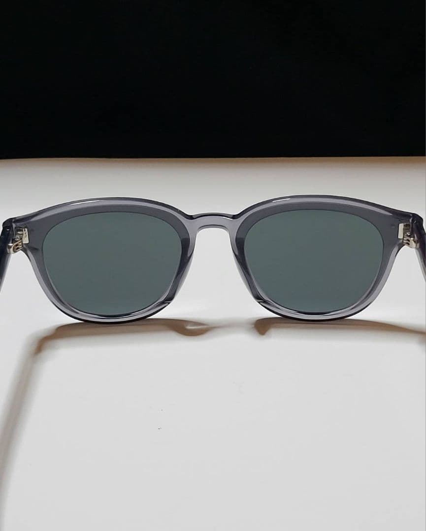 ◆GENTLE MONSTER◆サングラス　JADE　ケース付き