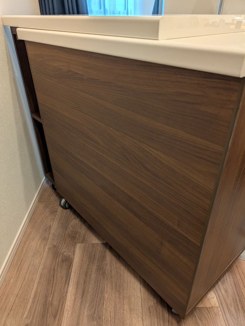 Pamouna AW キャスター付きキッチンカウンター 90cm