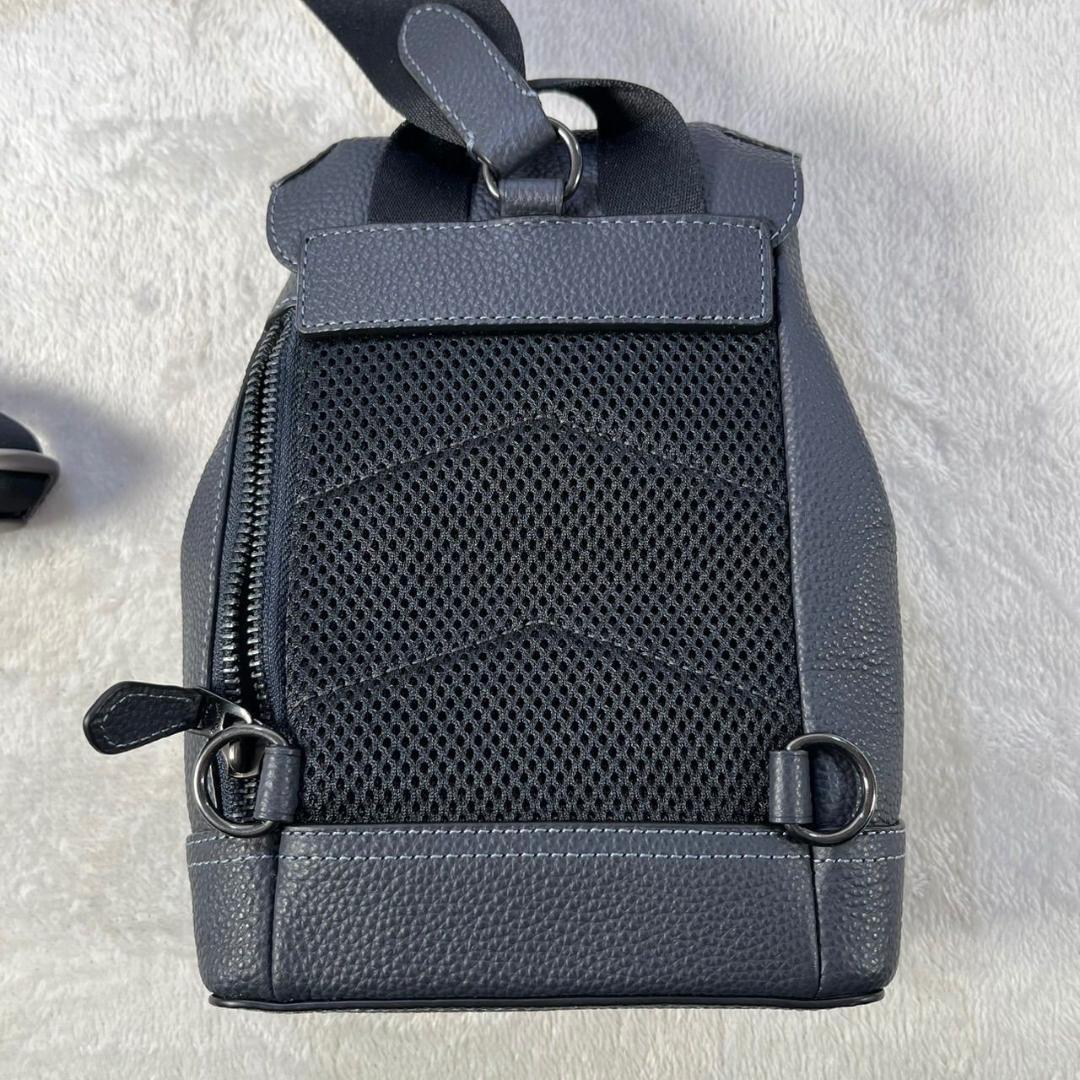 COACH コーチ ミニショルダーバッグ ワンショルダー ボディーバッグ