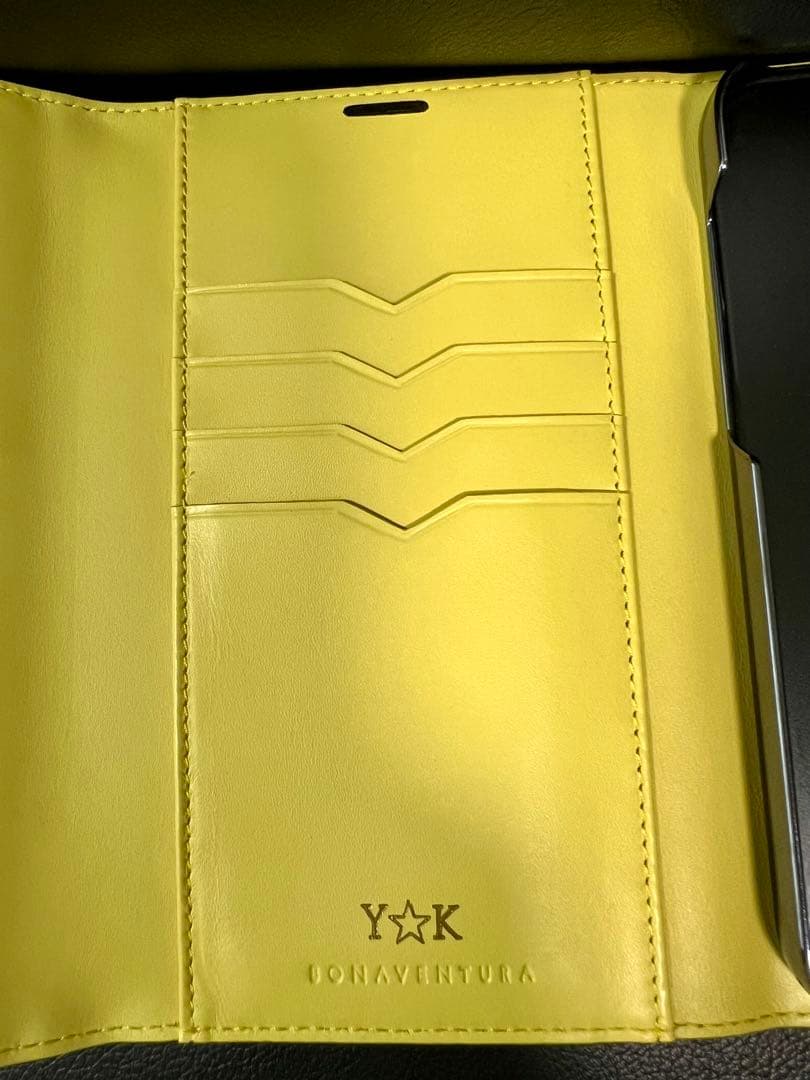 BONAVENTURA iPhone15ProMax 肩掛け ストラップ付き