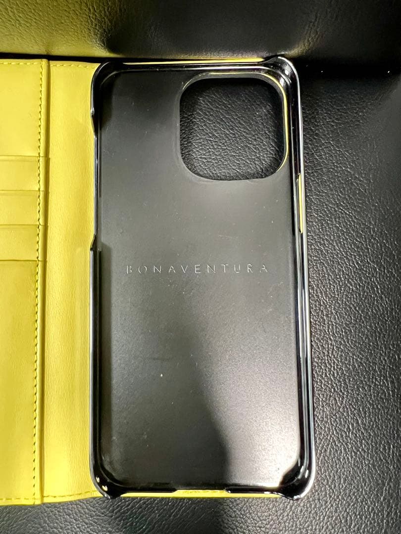 BONAVENTURA iPhone15ProMax 肩掛け ストラップ付き