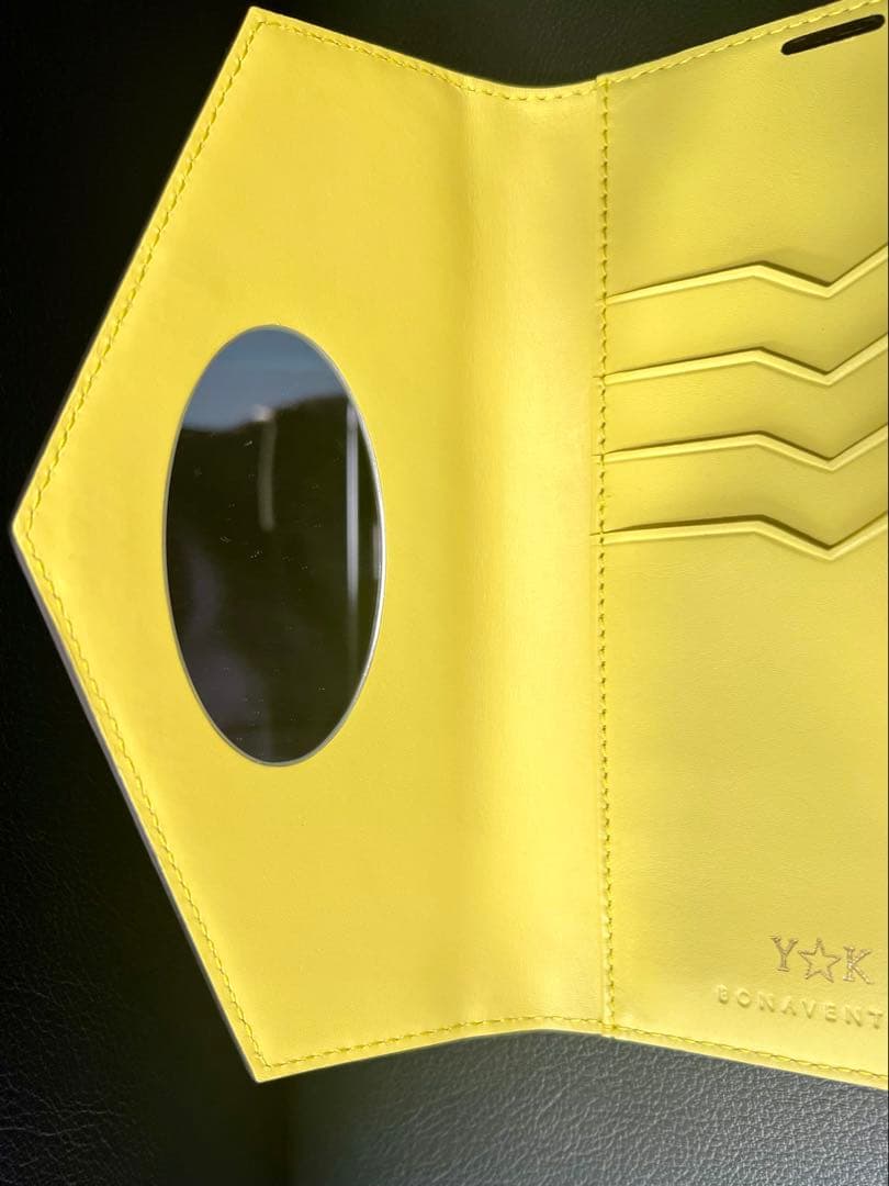 BONAVENTURA iPhone15ProMax 肩掛け ストラップ付き