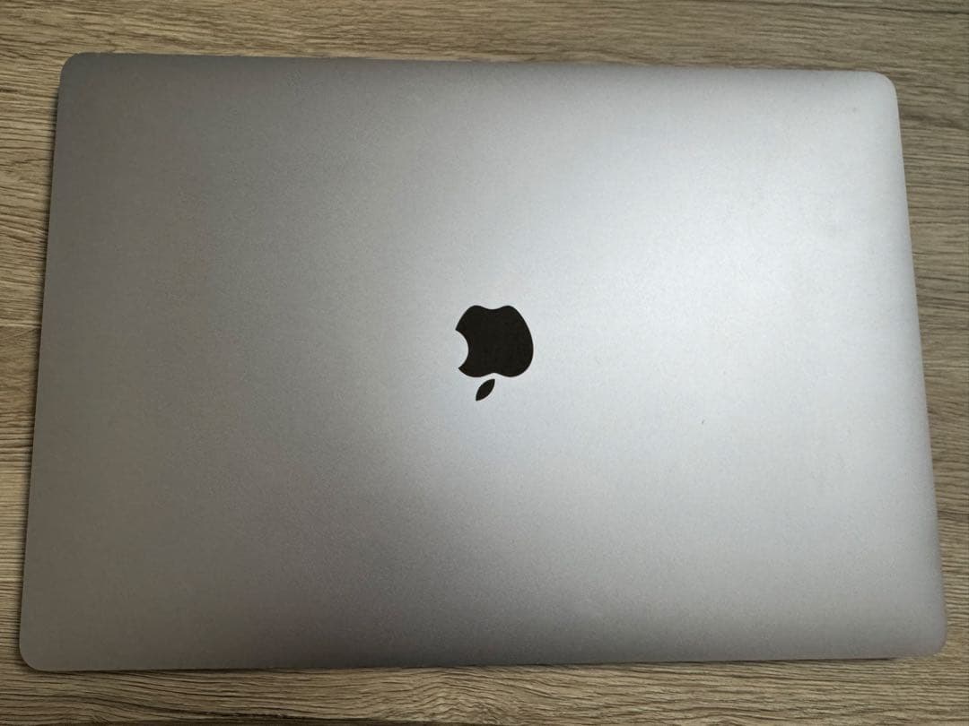 MacBook Pro 2019 16インチ i7/16GB/512GB