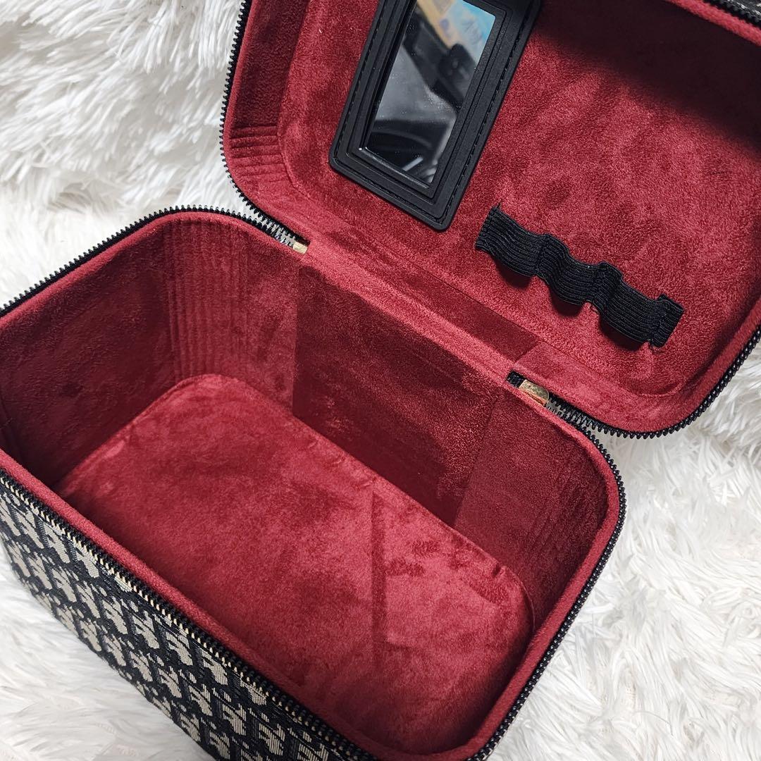 M*i様 ディオール　バニティポーチ　トロッター柄　ノベルティ