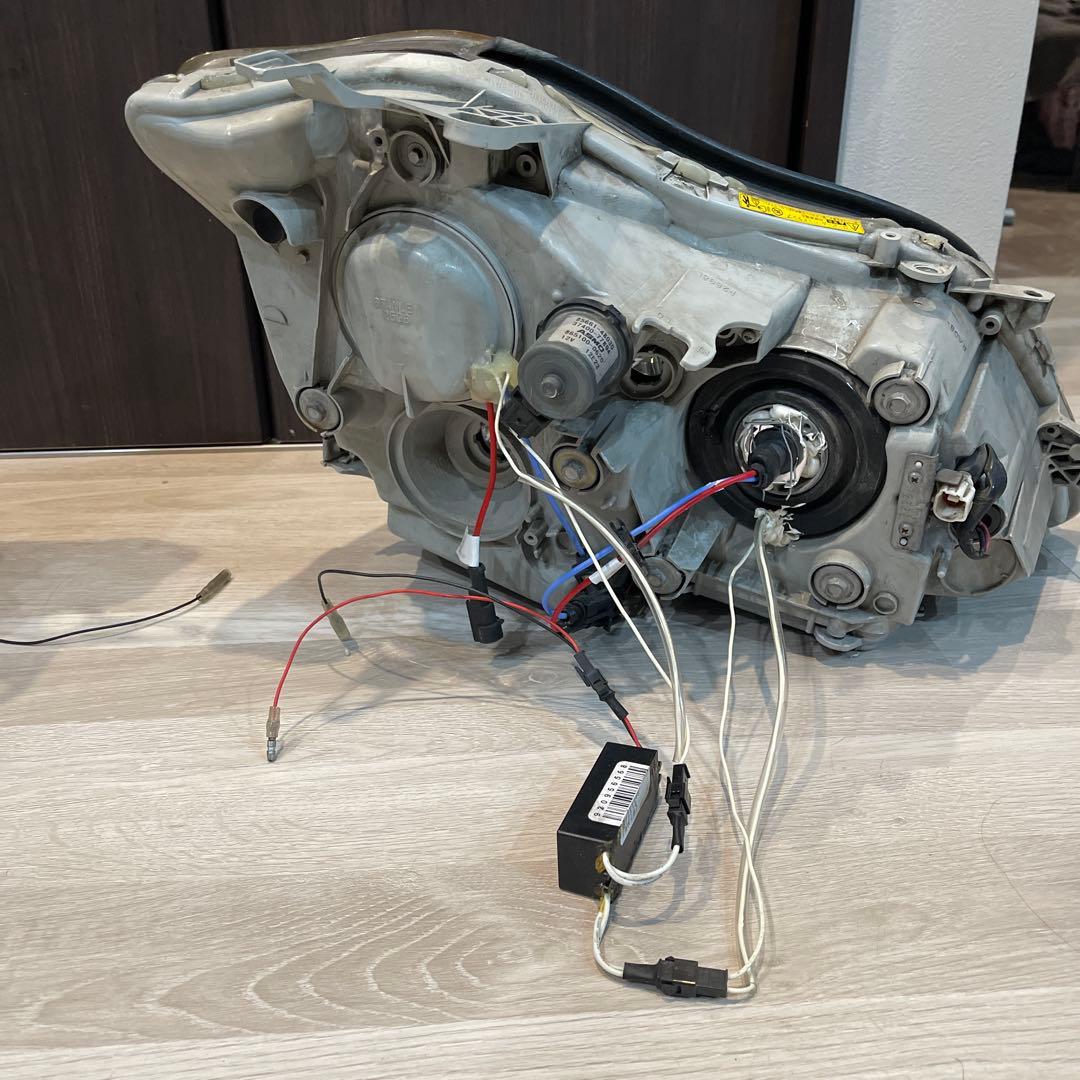 １８クラウンワンオフヘッドライト