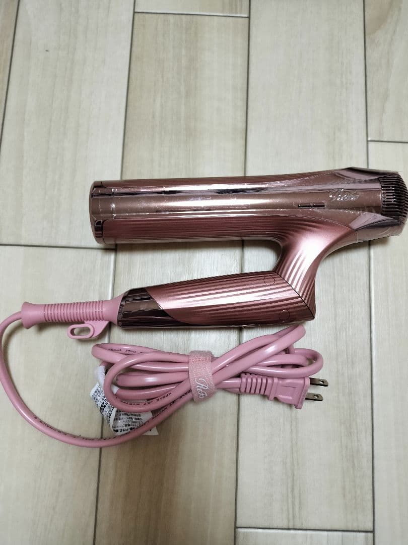 ReFa ヘアドライヤー ピンク 専用箱付き