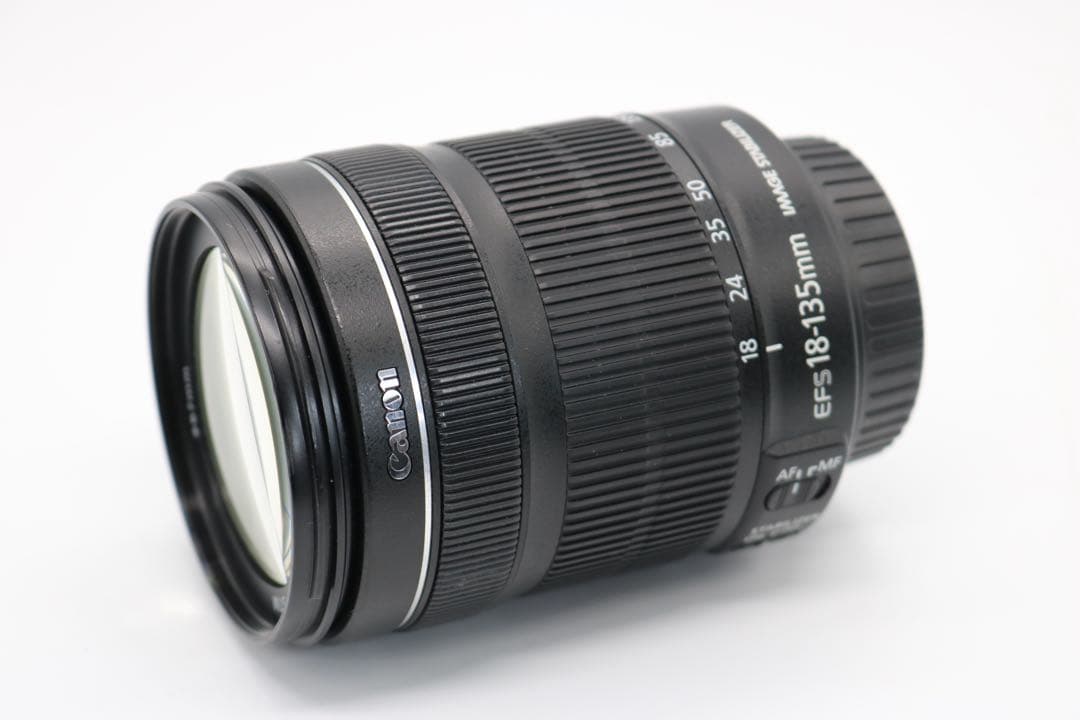 少し訳アリ 【Canon EF-S 18-135mm IS STM】 EFレンズ