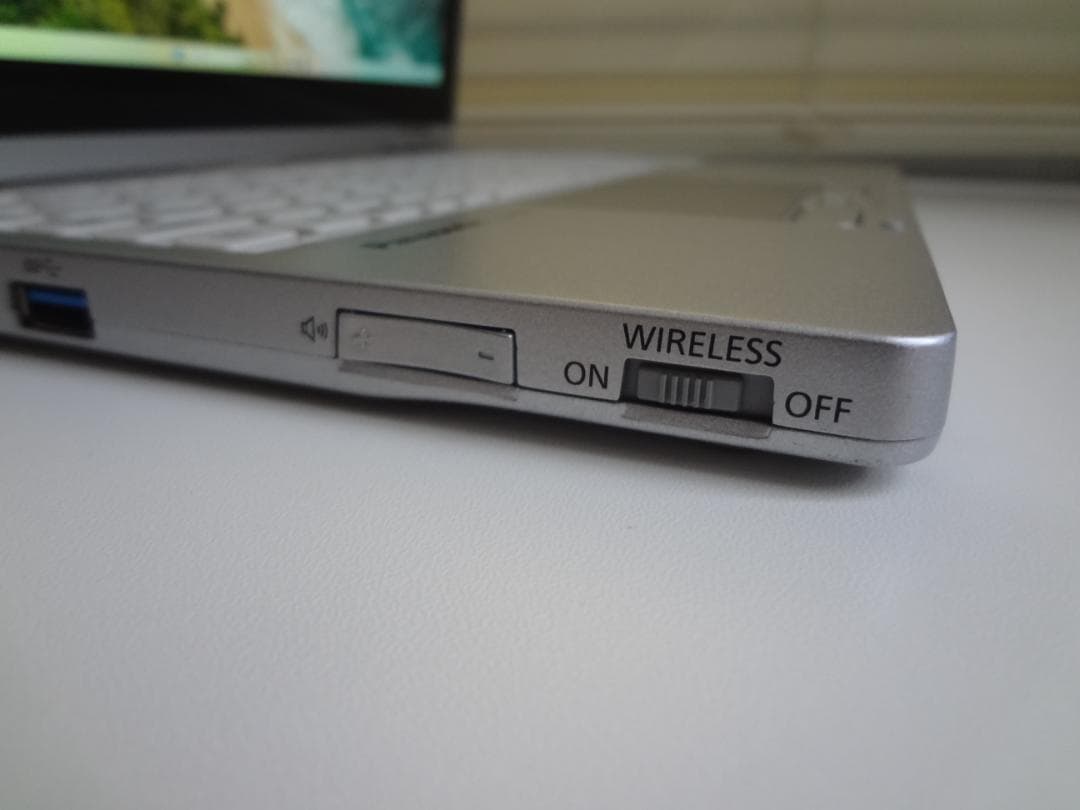 Panasonic Let's note CF-RZ6 10インチ SSD128