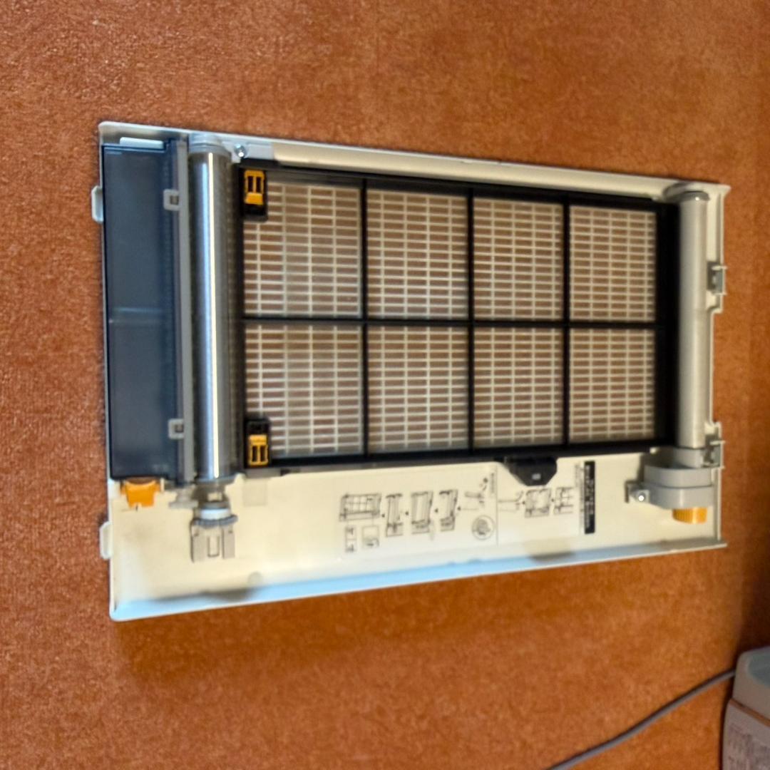 空気清浄機・イオン発生器 SHARP KI-PX75-W