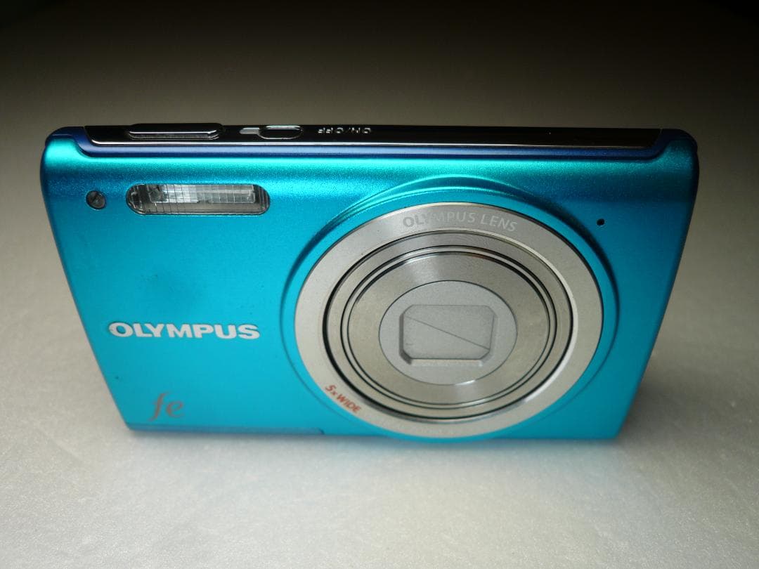 OLYMPUS FE-5050❤️新品バッテリー⭕️実働品★5倍★1400万画素