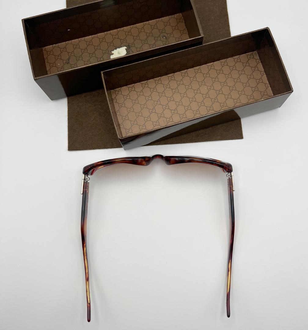 美品 GUCCI サングラス べっ甲柄 135 GG2411/S