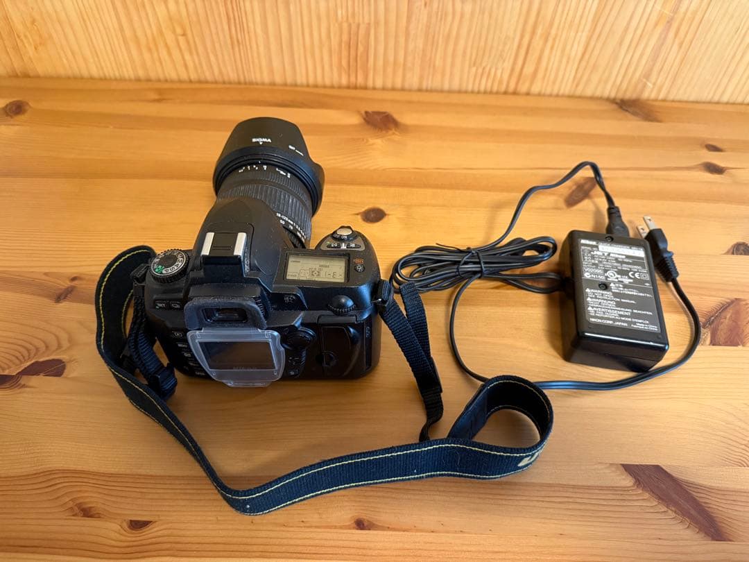 Nikon D70 /Sigma 18-125mm レンズ　、純正充電器