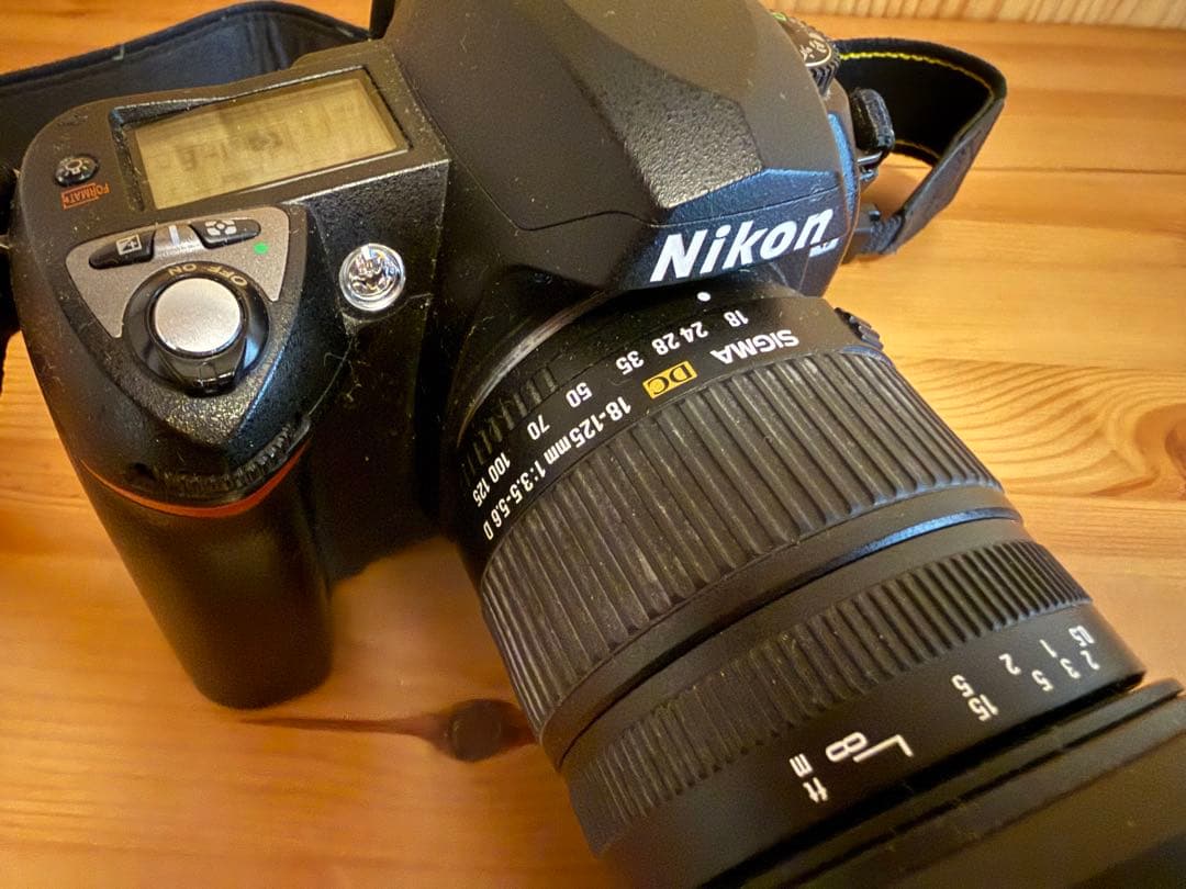 Nikon D70 /Sigma 18-125mm レンズ　、純正充電器