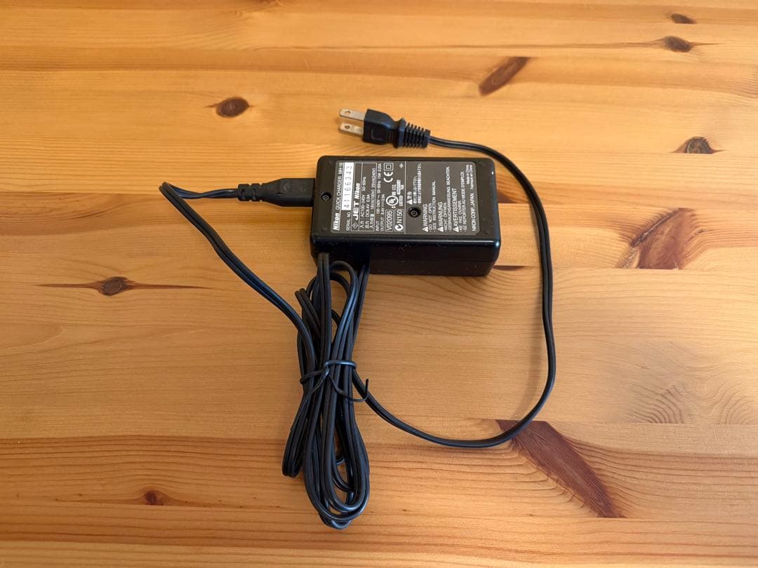 Nikon D70 /Sigma 18-125mm レンズ　、純正充電器