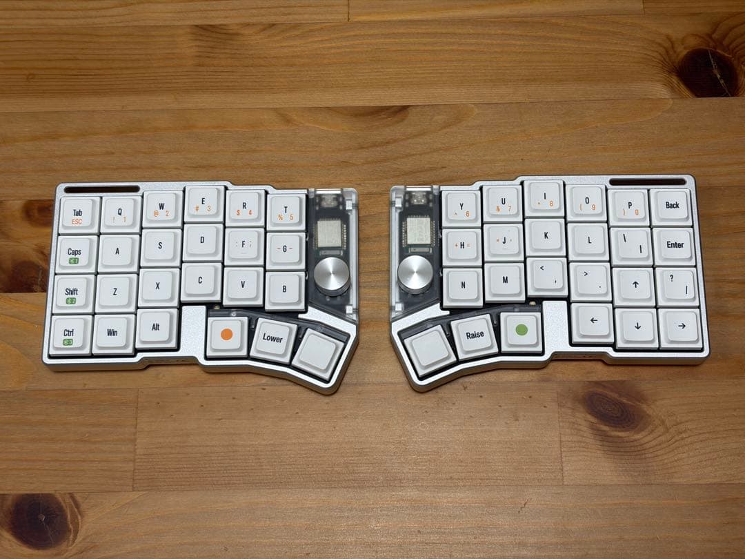 Cornix LP 分割キーボード シルバー　公式透明キーキャップ付き