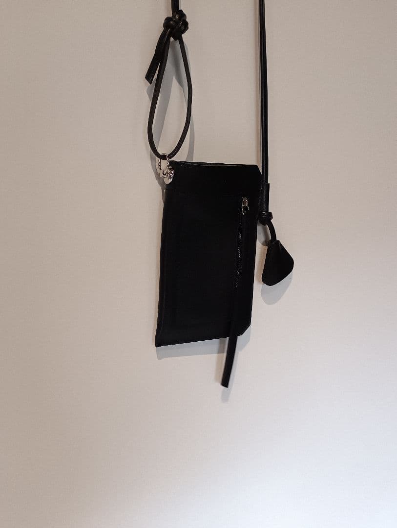 KLASICA × MahariQ クラシカ マハリク モバイルポーチ