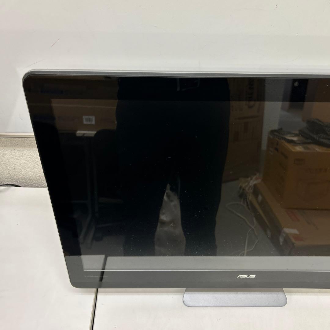 ASUS ZN241IC Core i7-7500U 8GB 一体型PC