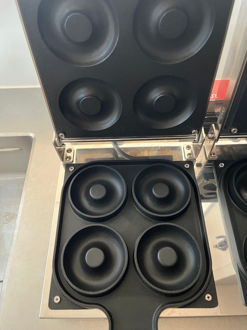 みい　サンテック 2連ベイクドドーナツベーカー CA-8